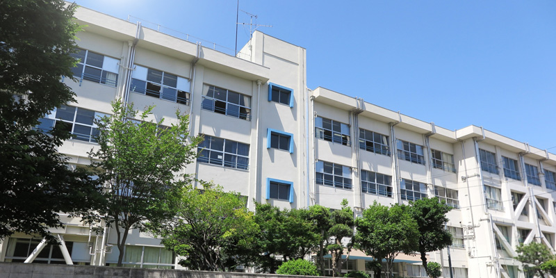 学校